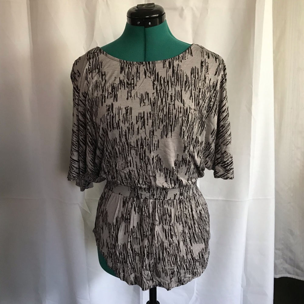 3 for $35! Batwing top blouse grey black stripes